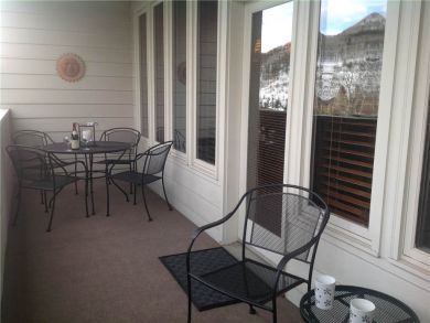 Two Bedroom Vail Vacation Condo with Pool and Hot Tub